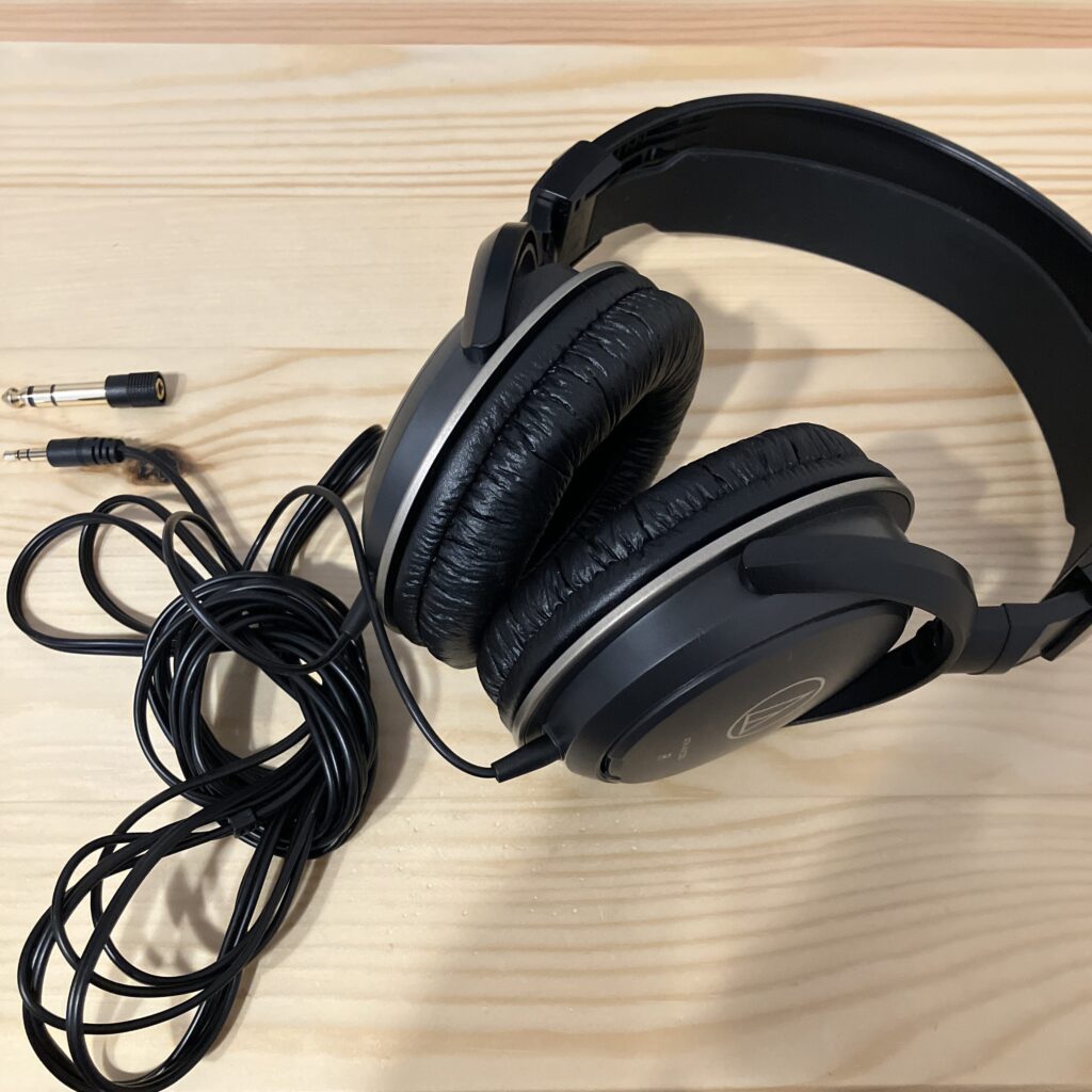 ヘッドフォン