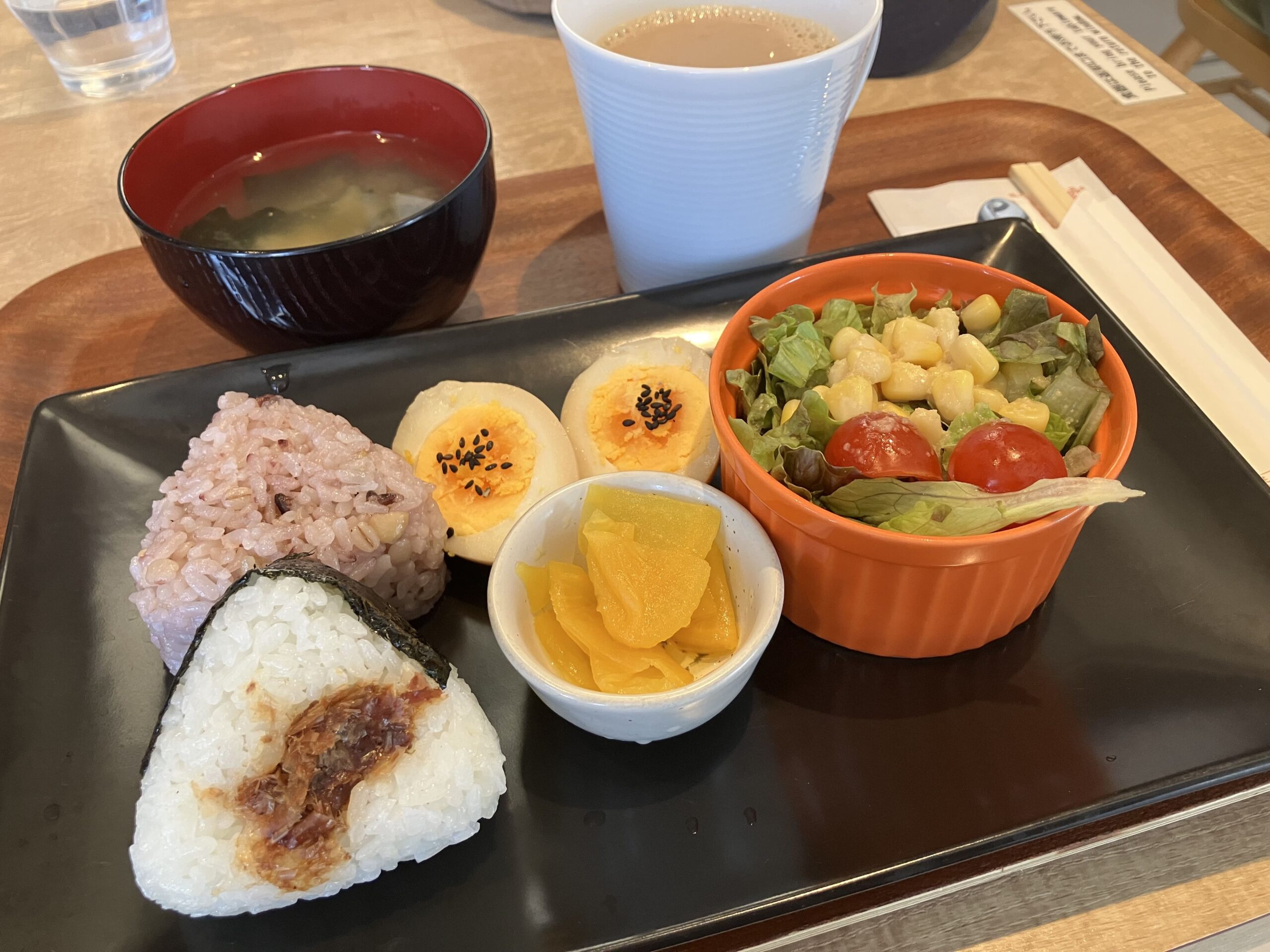 KOKOCHIのおにぎりモーニング