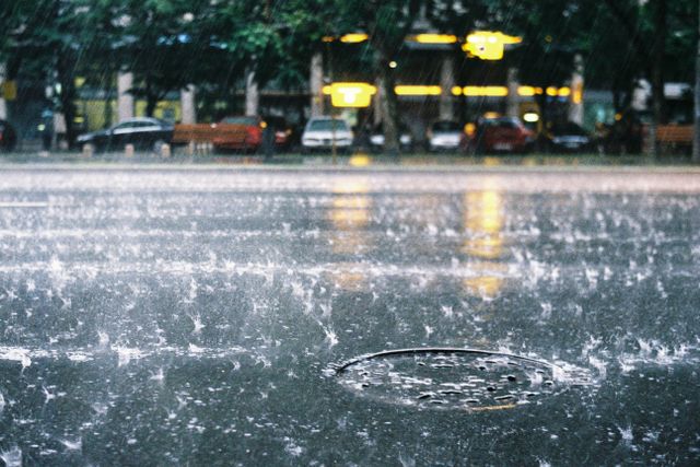 豪雨の中、コインランドリーへ